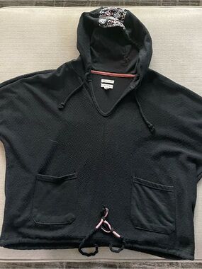 Roxy Black Hooded Pullover with Front Pockets